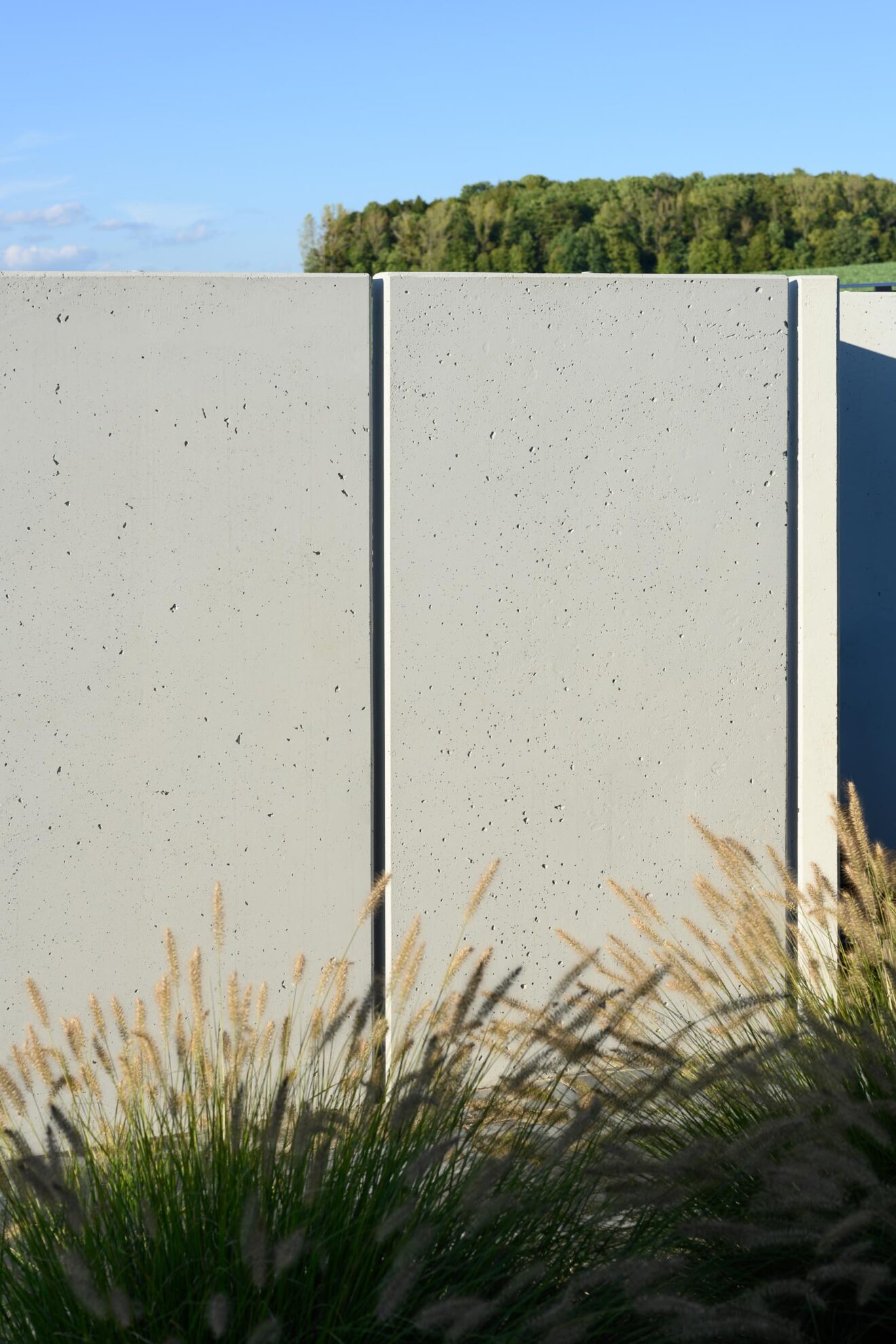 Z7_077613lrg Mur ogrodzeniowy z betonu architektonicznego (100 cm szerokości)