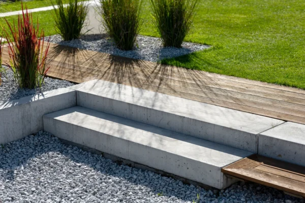 Stopnice z betonu architektonicznego