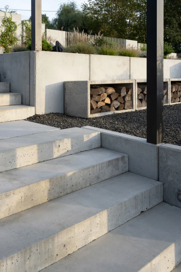 Stopnice z betonu architektonicznego