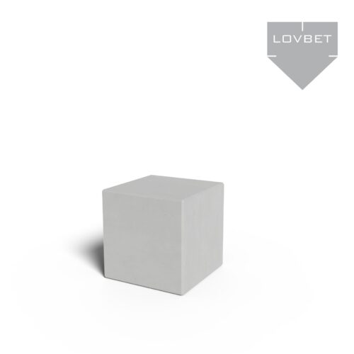 Siedzisko z betonu architektonicznego 50x50x50cm